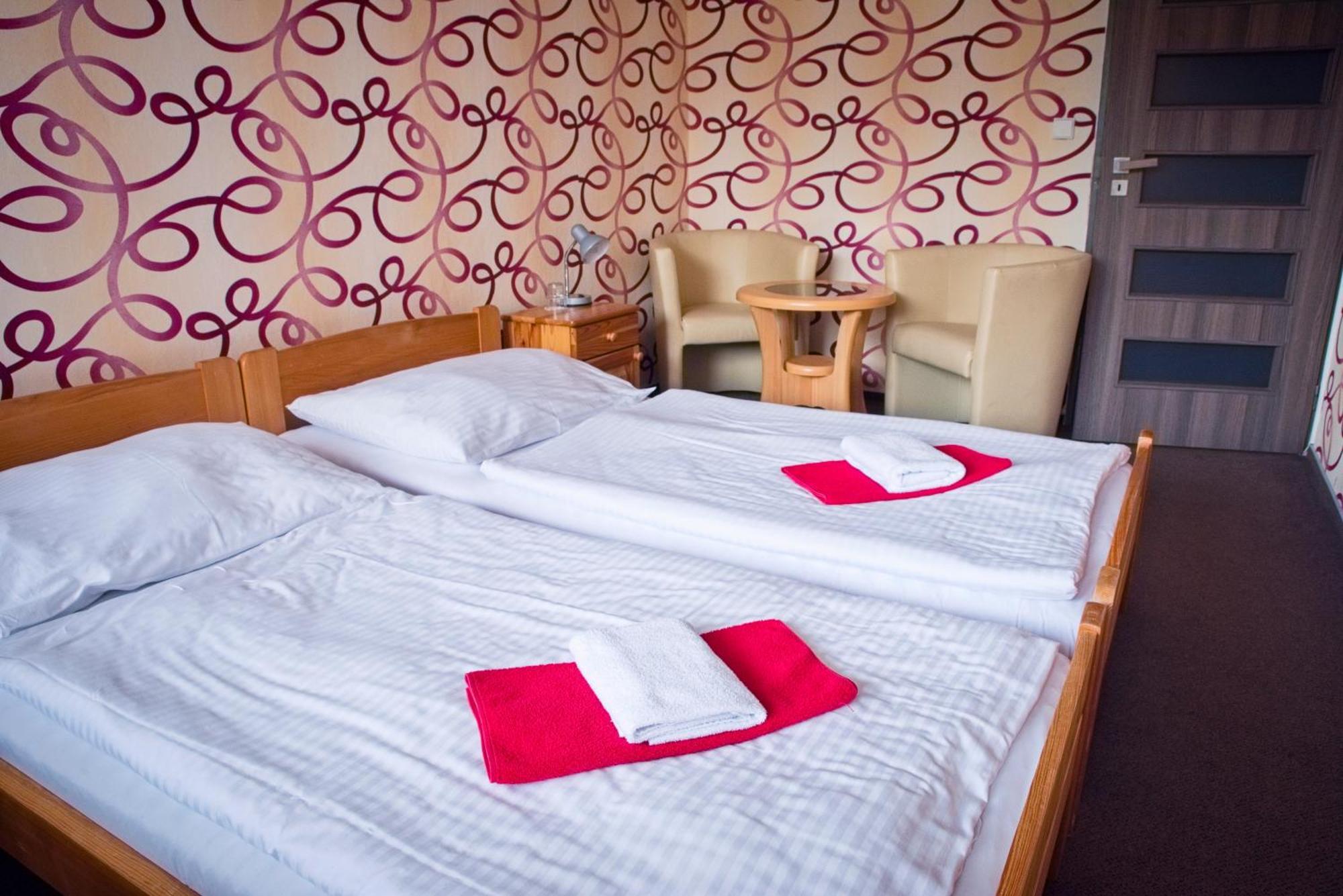 Hotel Zimni Stadion 3*